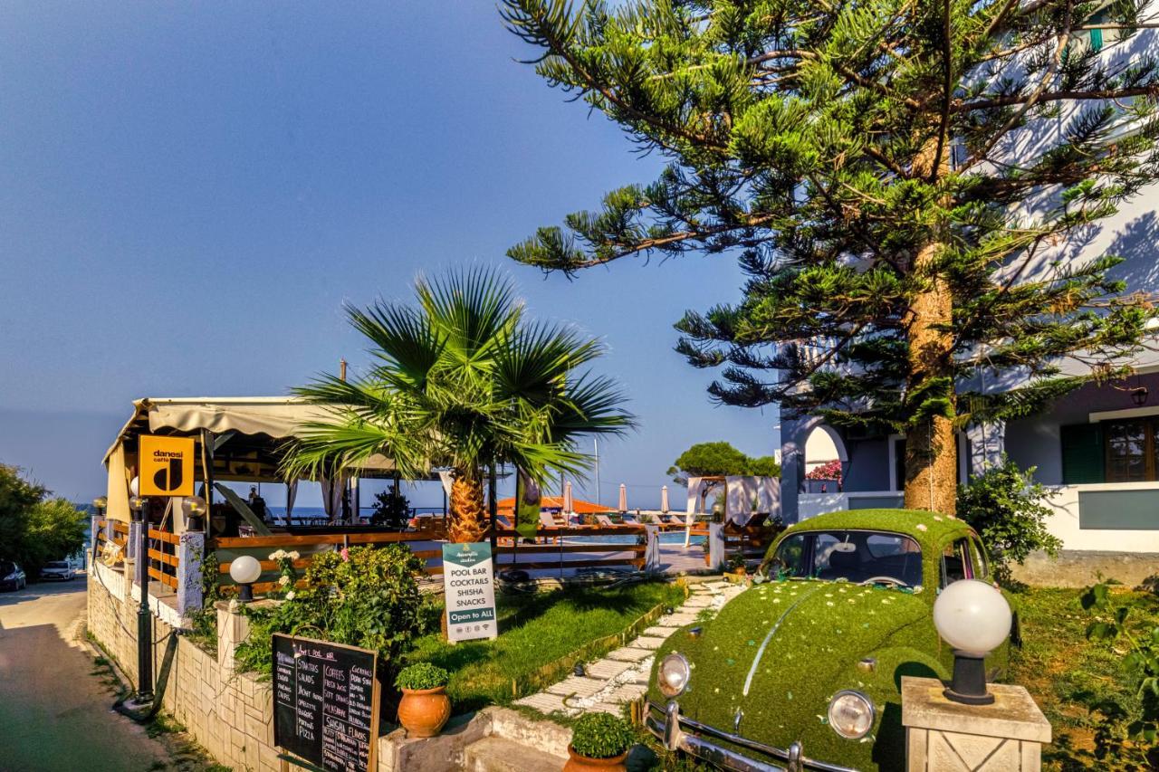 Amarylis Beachfront Studios Amoudi Exterior foto
