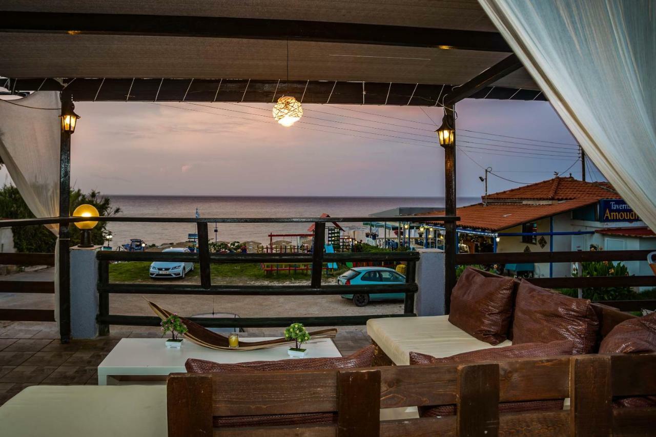 Amarylis Beachfront Studios Amoudi Exterior foto